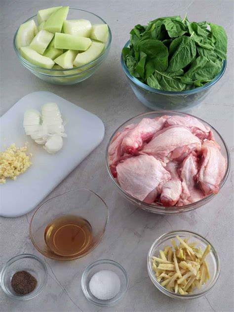 sangkap ng tinolang manok